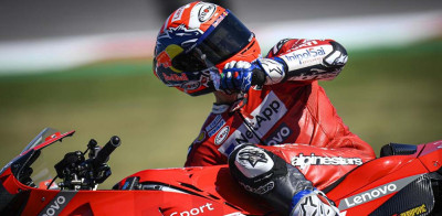 Dovizioso Tak Lagi Lihat Marquez thumbnail